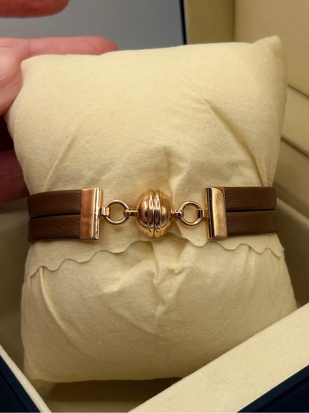 Bronze Milor Italy Leather Bracelet with Black Crystal Accents - Picture 4 of 10